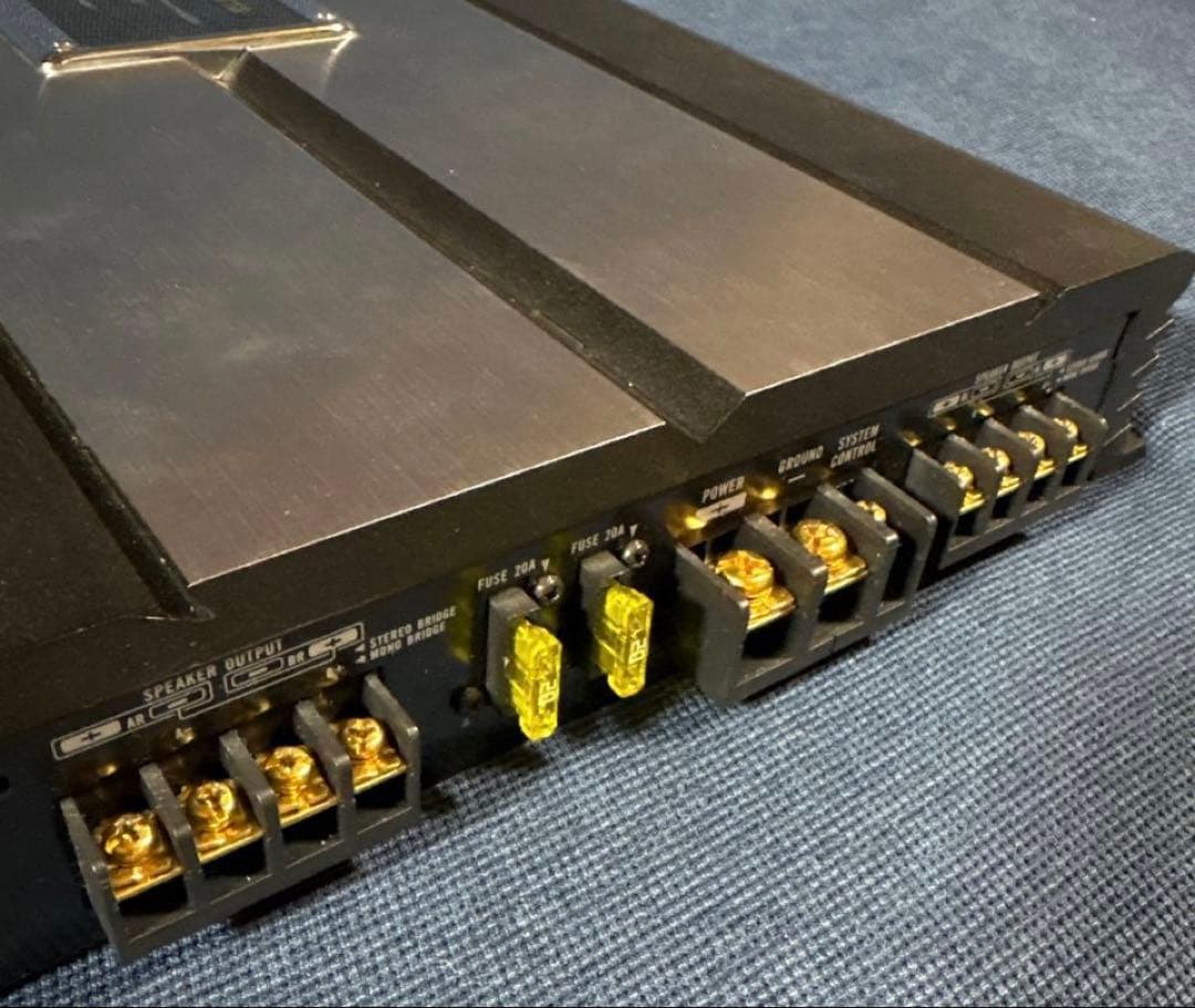 Pioneer PRS-A700 ブリッジ可能4チャンネルアンプ