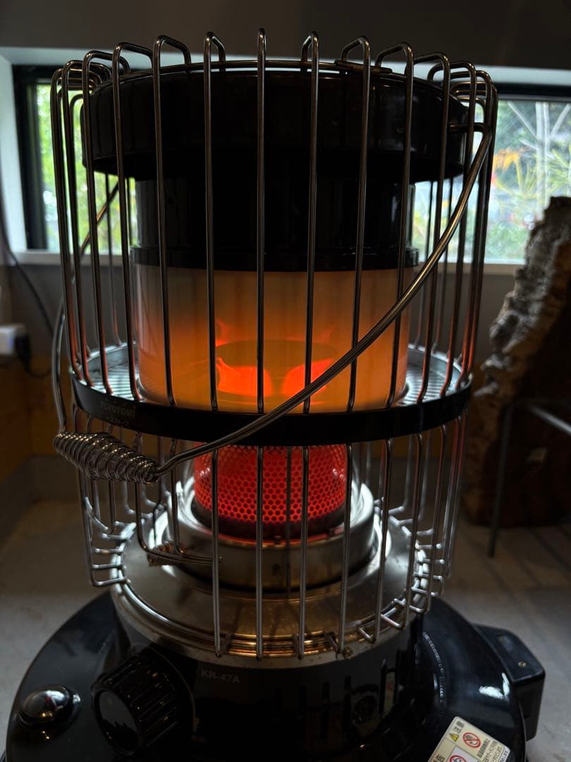 トヨトミ 対流形 石油ストーブ KR-47A