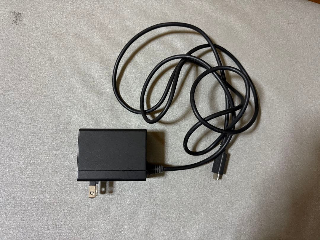 Nintendo Switch 本体　付属品完備＋プロコン＋ハードケース