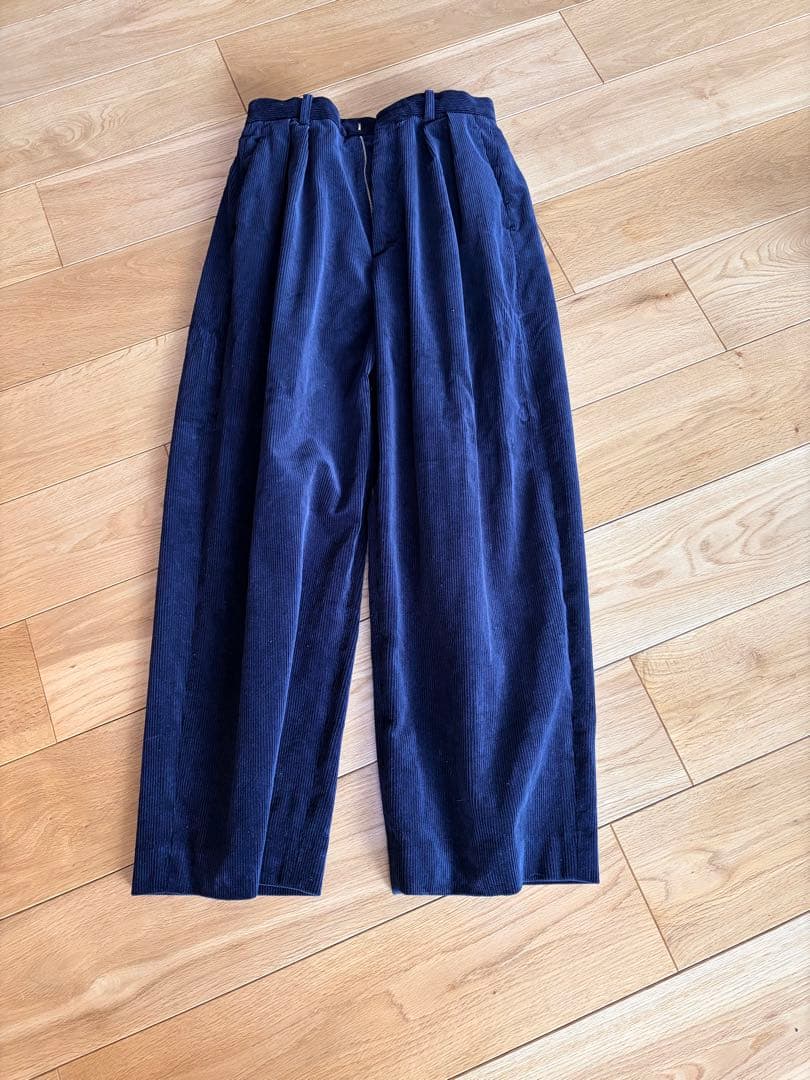 ネイビー コーデュロイ ワイドパンツ　roku 6