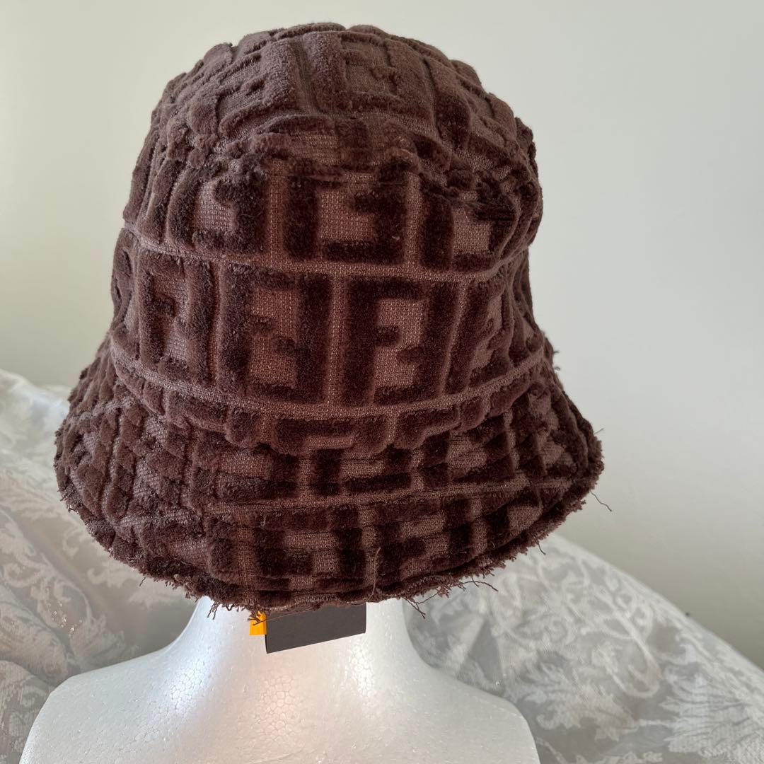 試着のみ　フェンディ　ズッカ　ハット