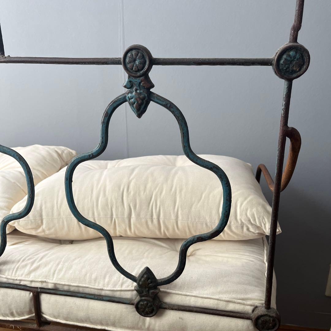アンティーク　アイアン　ソファ　フレームのみ　引き取りも可