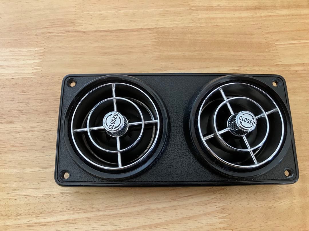 ジムニー　バスエアコン吹き出し口　レトロ