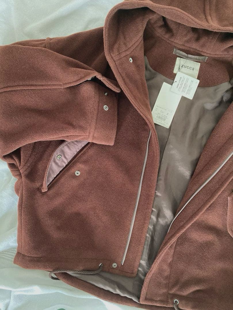 [新品未使用] zucca ズッカフード付ブラウンジャケット　アウター　ブルゾン