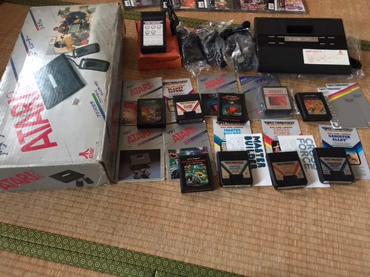 (実家整理中・準備中)ATARI2800本体＋ソフト9本　本体箱以外は美品