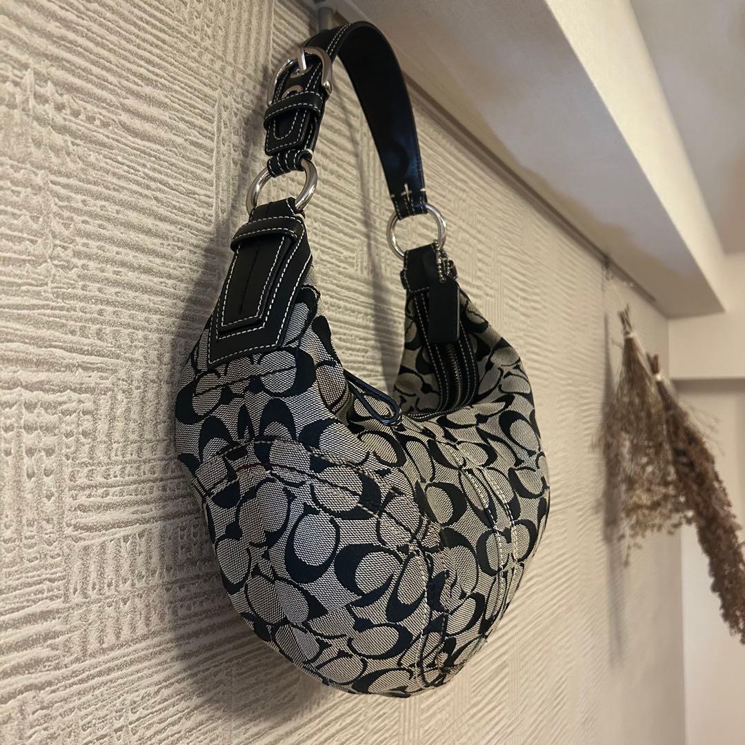 《美品》COACHコーチ☆ホーボー ワンショルダーバッグ ポーチ ハーフムーン