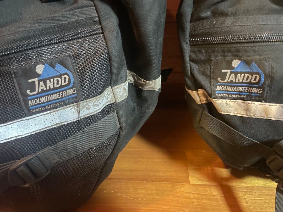 JANDO MOUNTAINEERING パニアバッグ