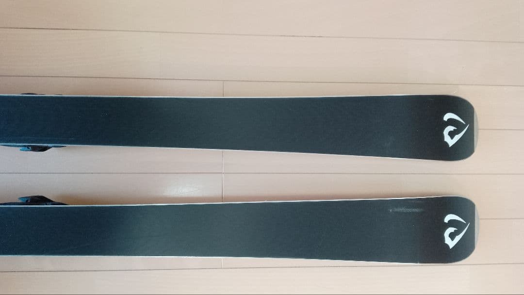 ID one アイディーワン　スキー SR-M 153cm