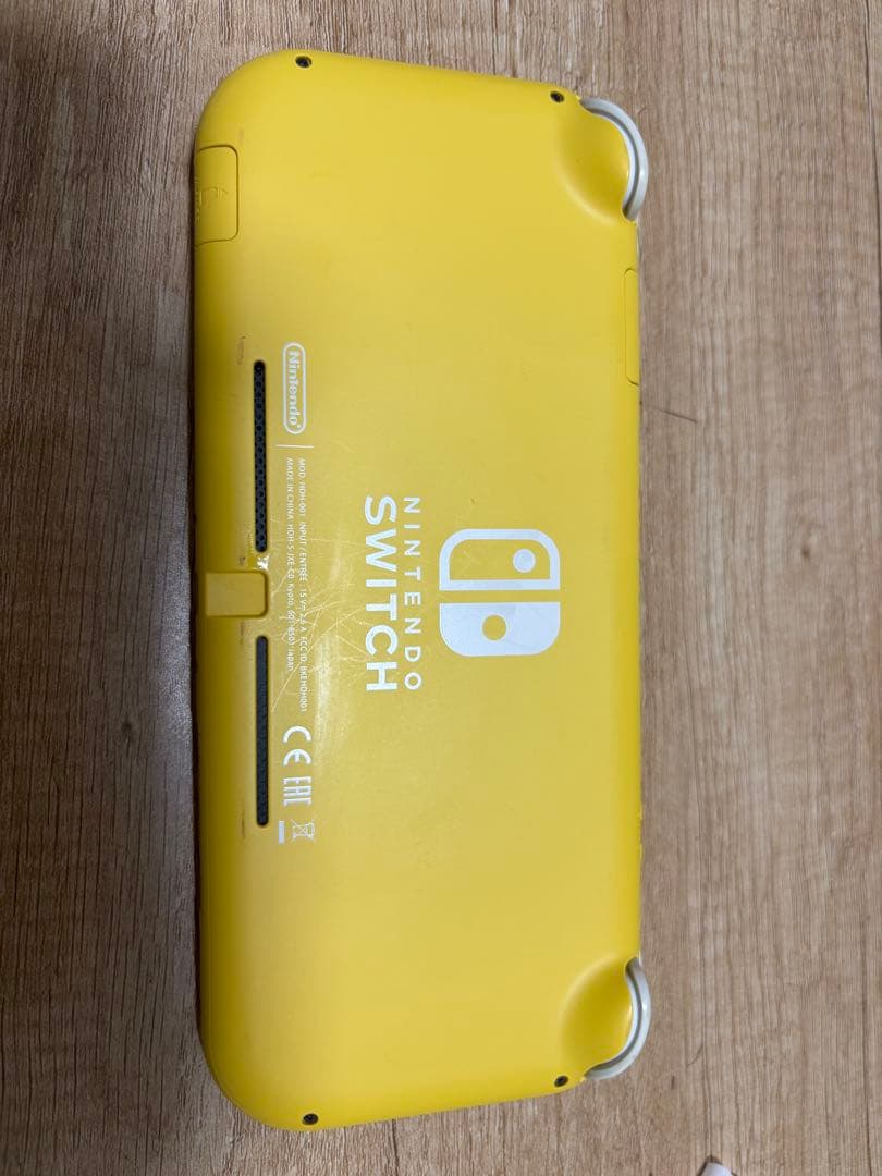 Nintendo Switch Lite イエロー スイッチライト