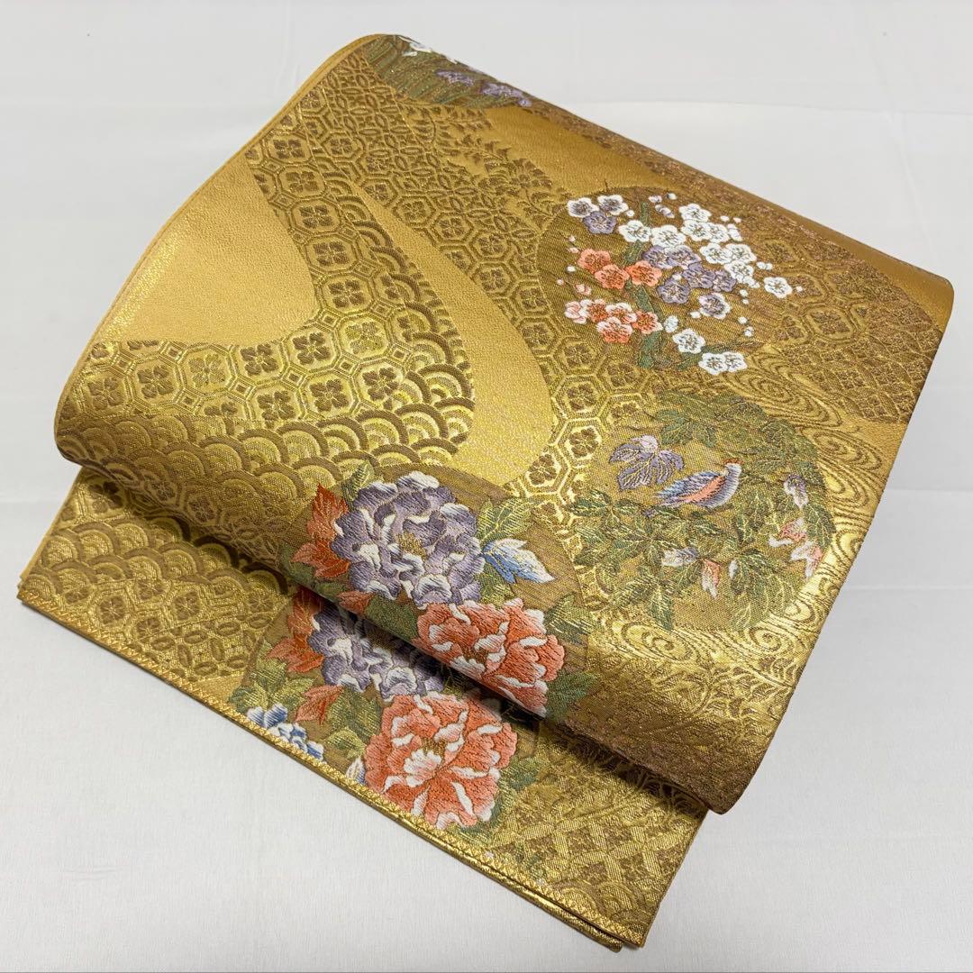 A5美品 花々 流水 葡萄 唐草唐花 華文 七宝 青海波 金糸 正絹 六通 袋帯