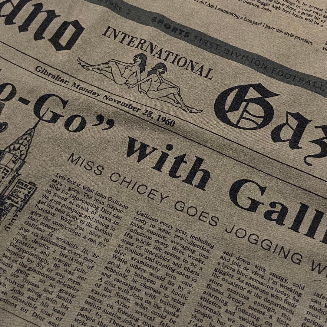 トップス Y2K John Galliano newspaper long tee