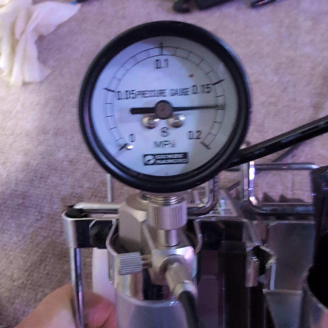 Mr.LINEAR COMPRESSOR L5 エアブラシ/エアレギュレーター付