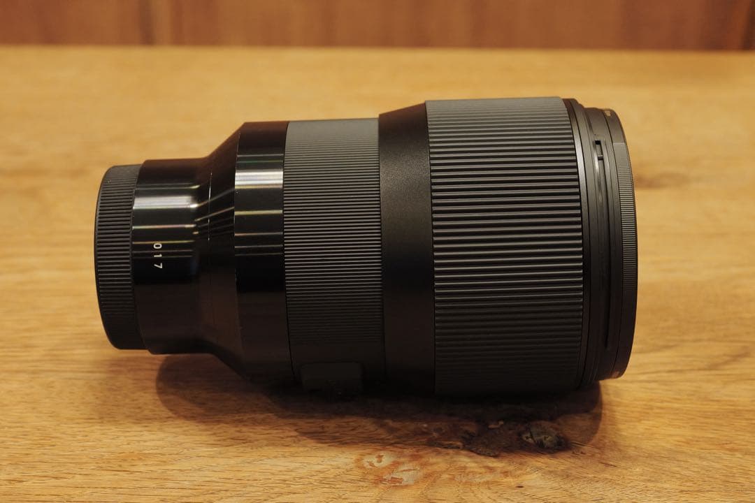 SIGMA 135mm F1.8 Artレンズ 美品