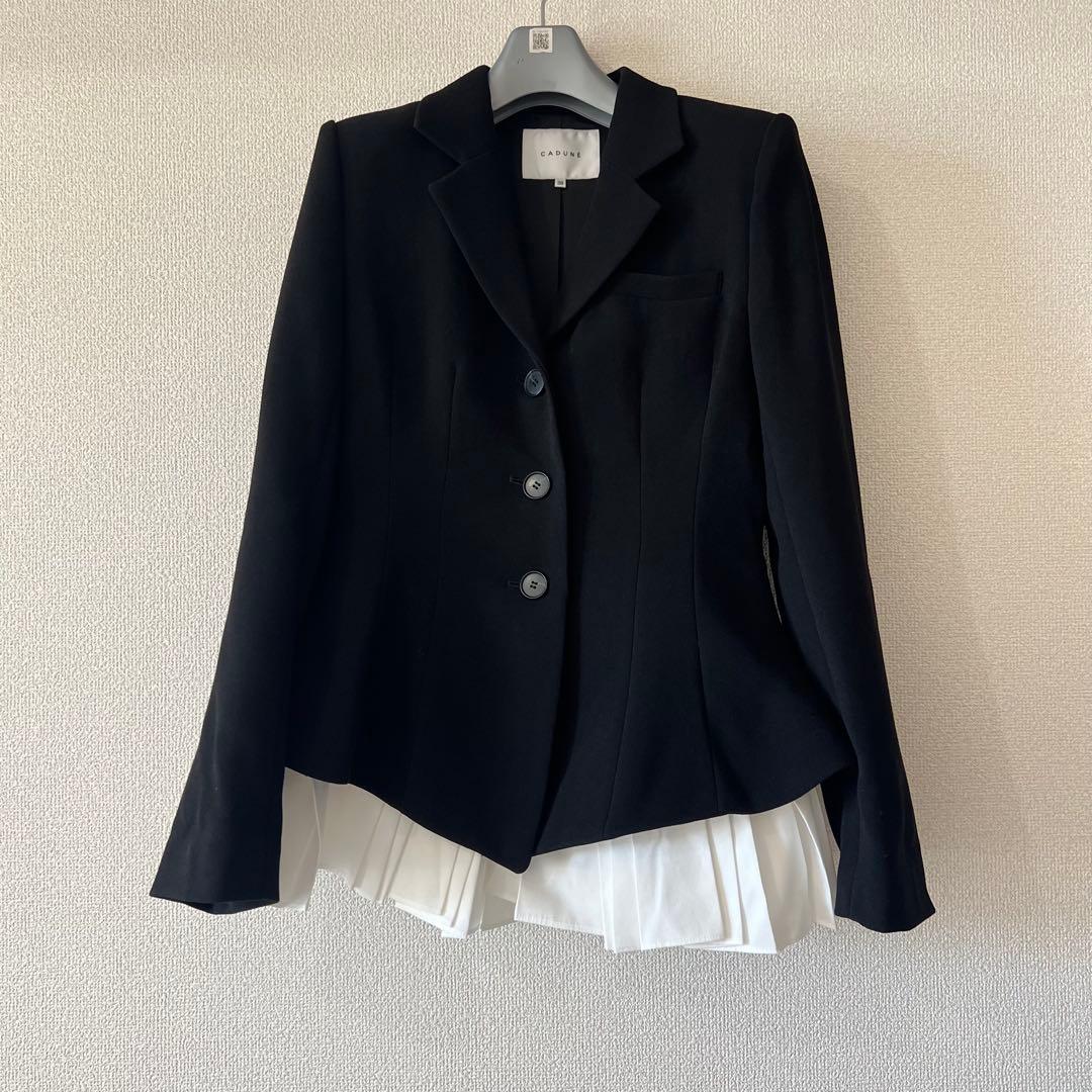 CADUNE カデュネ 神崎恵 ペプラムジャケット　38 M テーラード フリル