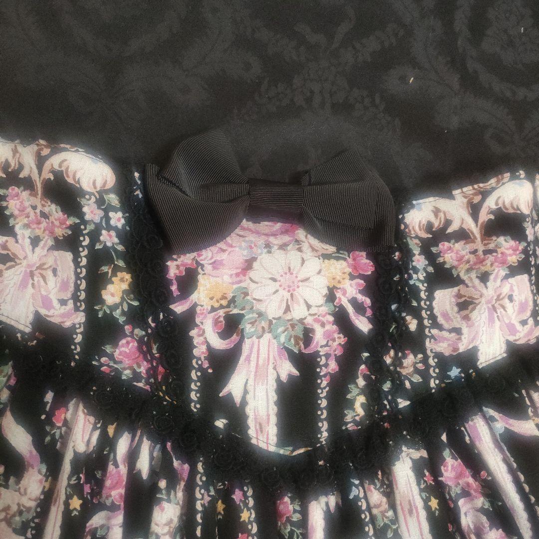 ベイビーザスターズシャインブライトマリー・アントアネット柄 黒とピンクの花柄