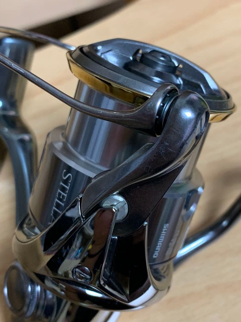 ヒ*デ様 シマノ　18ステラC3000MHG 中古　箱無し