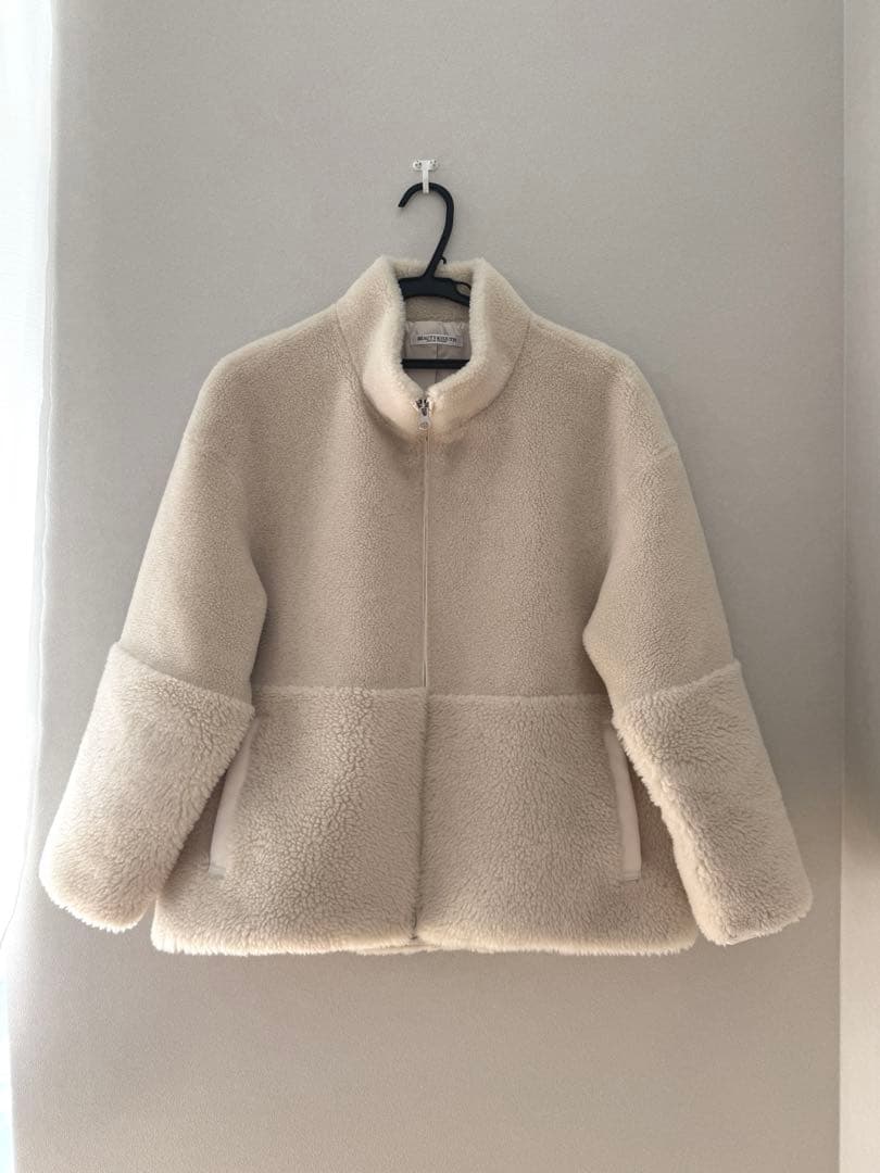 美品！ボア スタンドカラー ジップブルゾン　　S