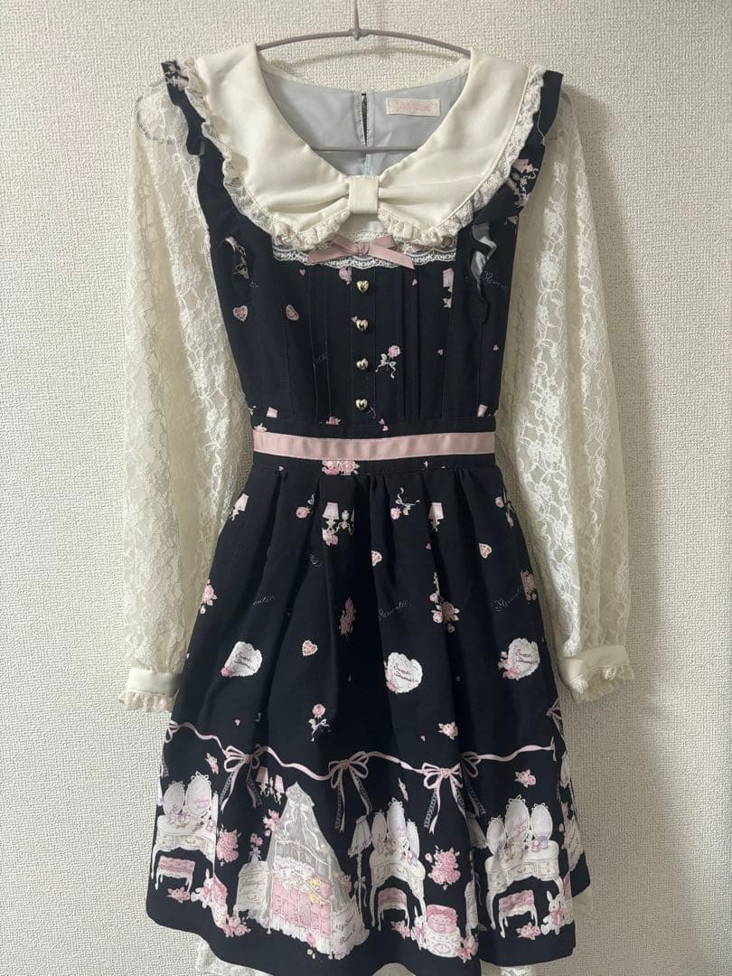 LIZ LISA　My Secret Room柄ワンピース　ブラックワンピース