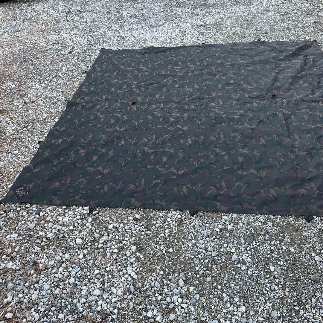 ブッシュクラフトスペイン　カモ　タープ