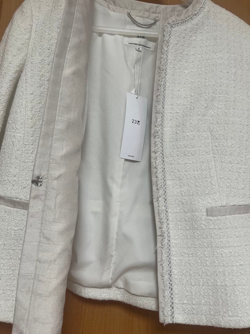 23区 新品ノーカラー ジャケット38