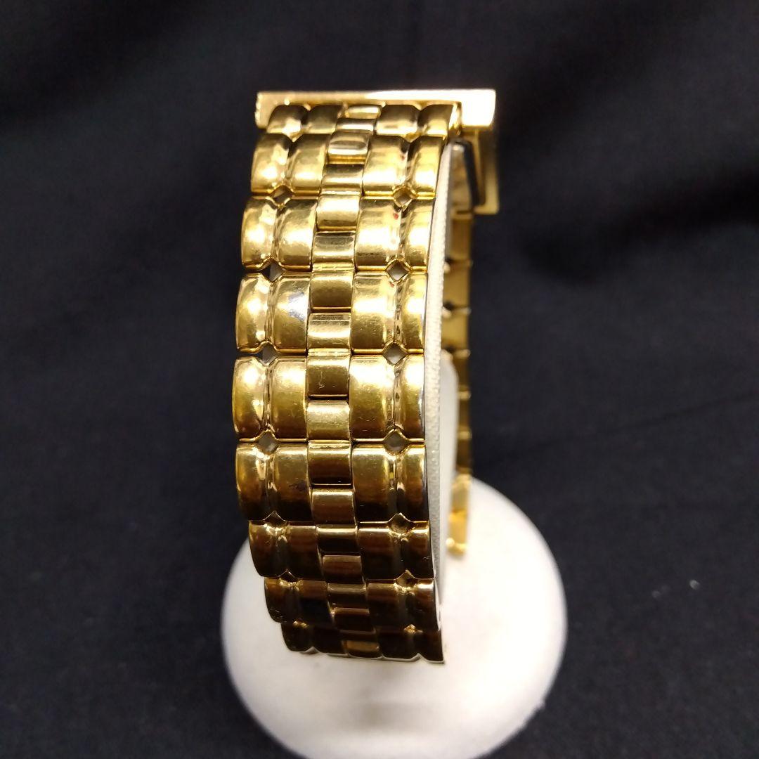 GIVENCHY 　ジバンシー 腕時計　ゴールド