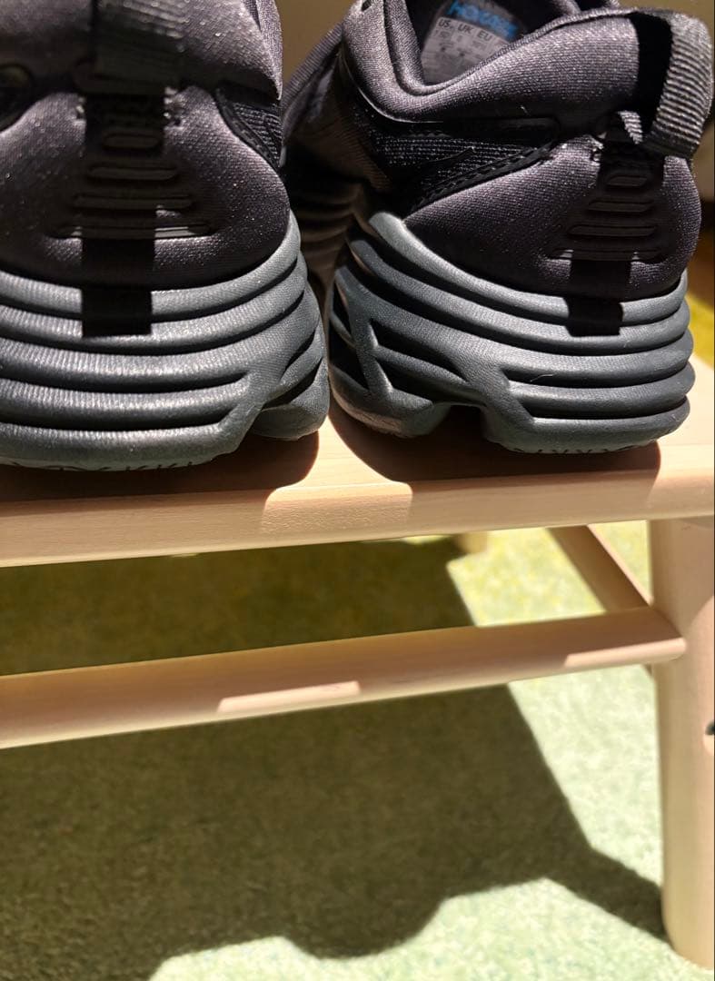 HOKA Bondi 8 ブラック スニーカー