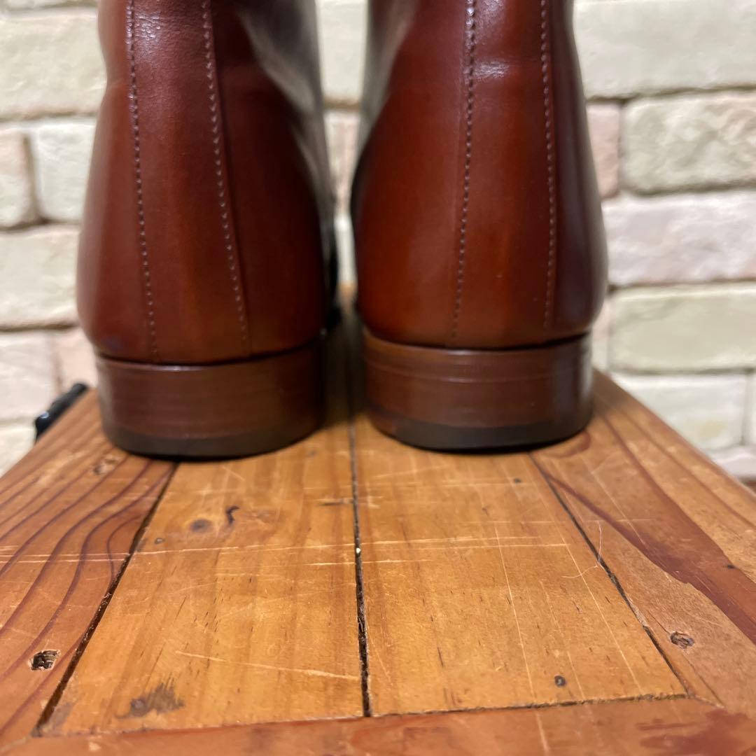 Tricker’s トリッカーズ チャッカブーツ スクエアトゥ