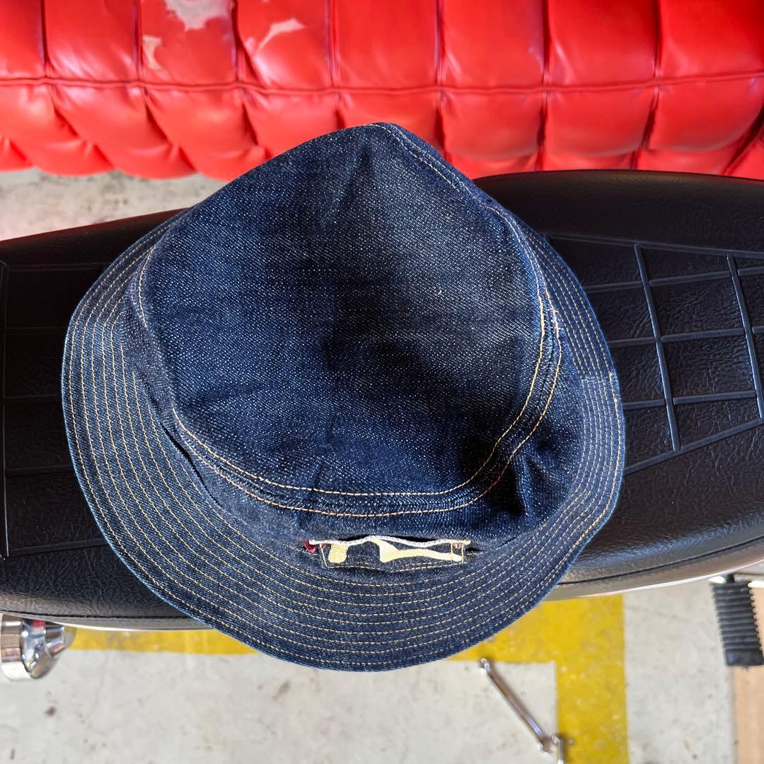 evisu 帽子　Mサイズ　値下げします。