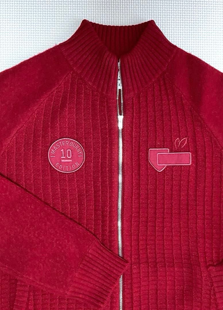 マスターバニーエディション リブ編みニット フルジップブルゾン（RED／4）