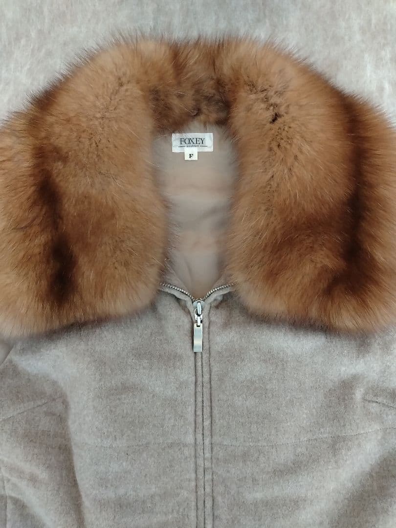 FOXEY ブティック　セーブルファー付きベスト　Fサイズ　グレー×ブラウン