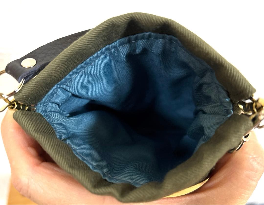 ハンドメイド　手帳ケース　アラレちゃん