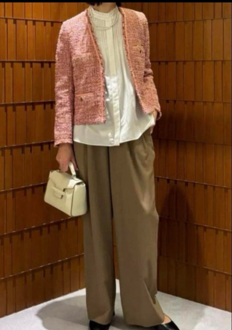 トゥモローランドballsy Vカラーツィードジャケット