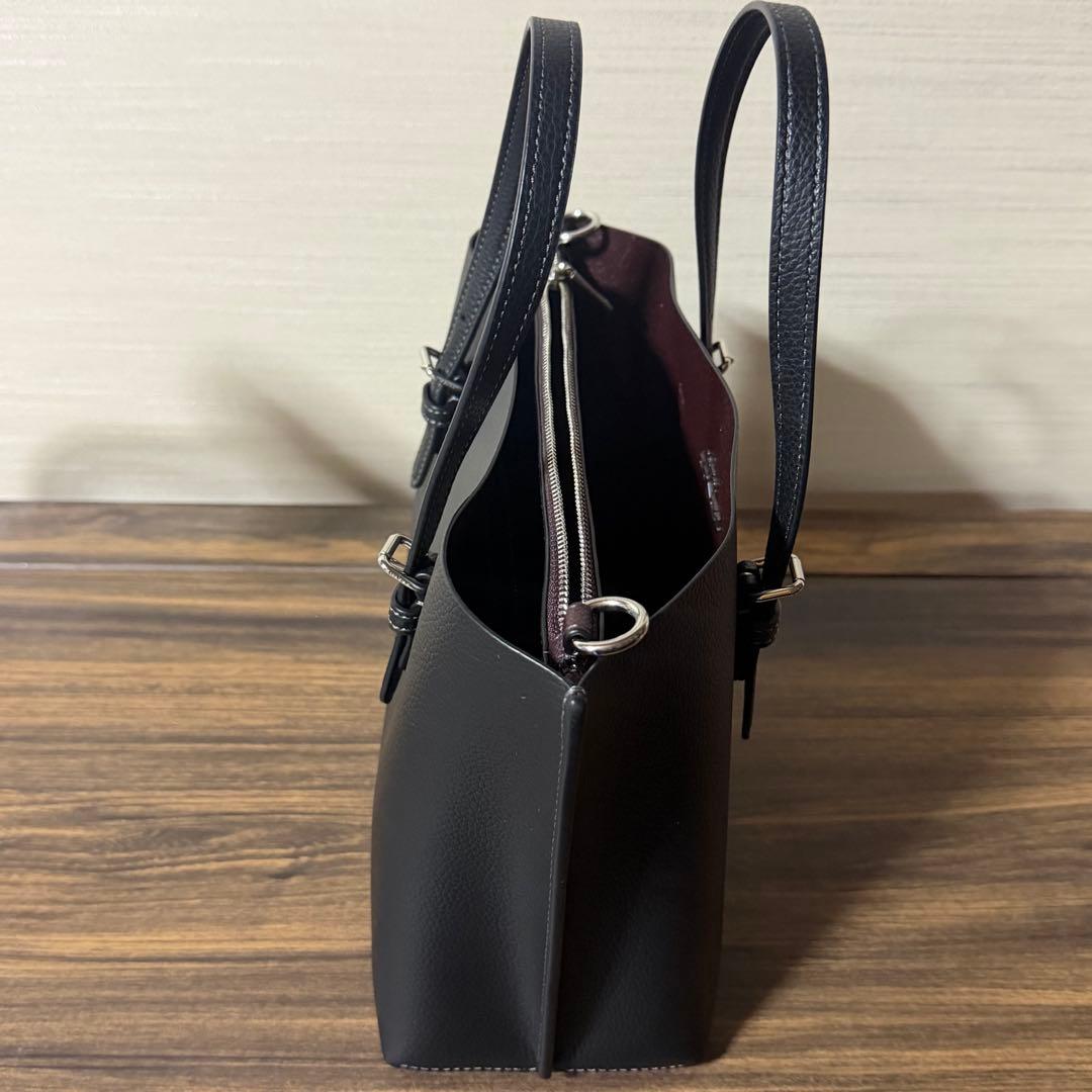 COACH　ブラックショルダーバッグ