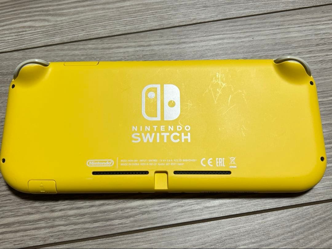 ニンテンドースイッチライト本体のみ