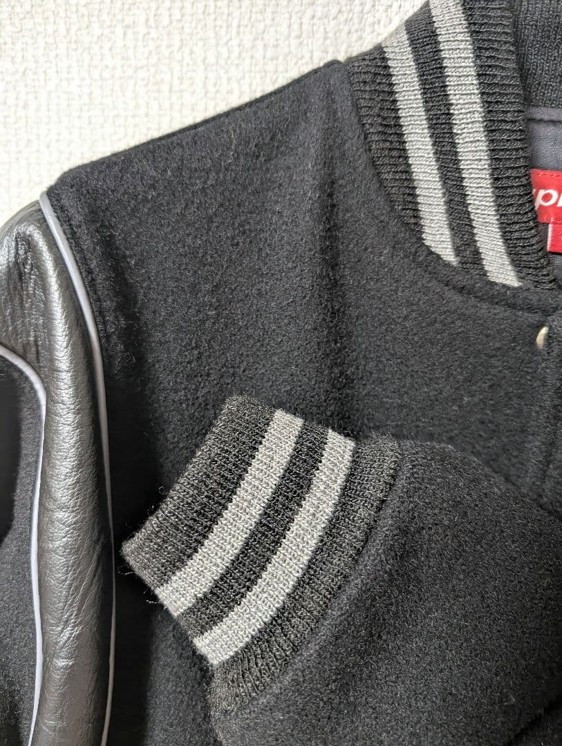 Supreme スタジャン L 黒色 レザー袖