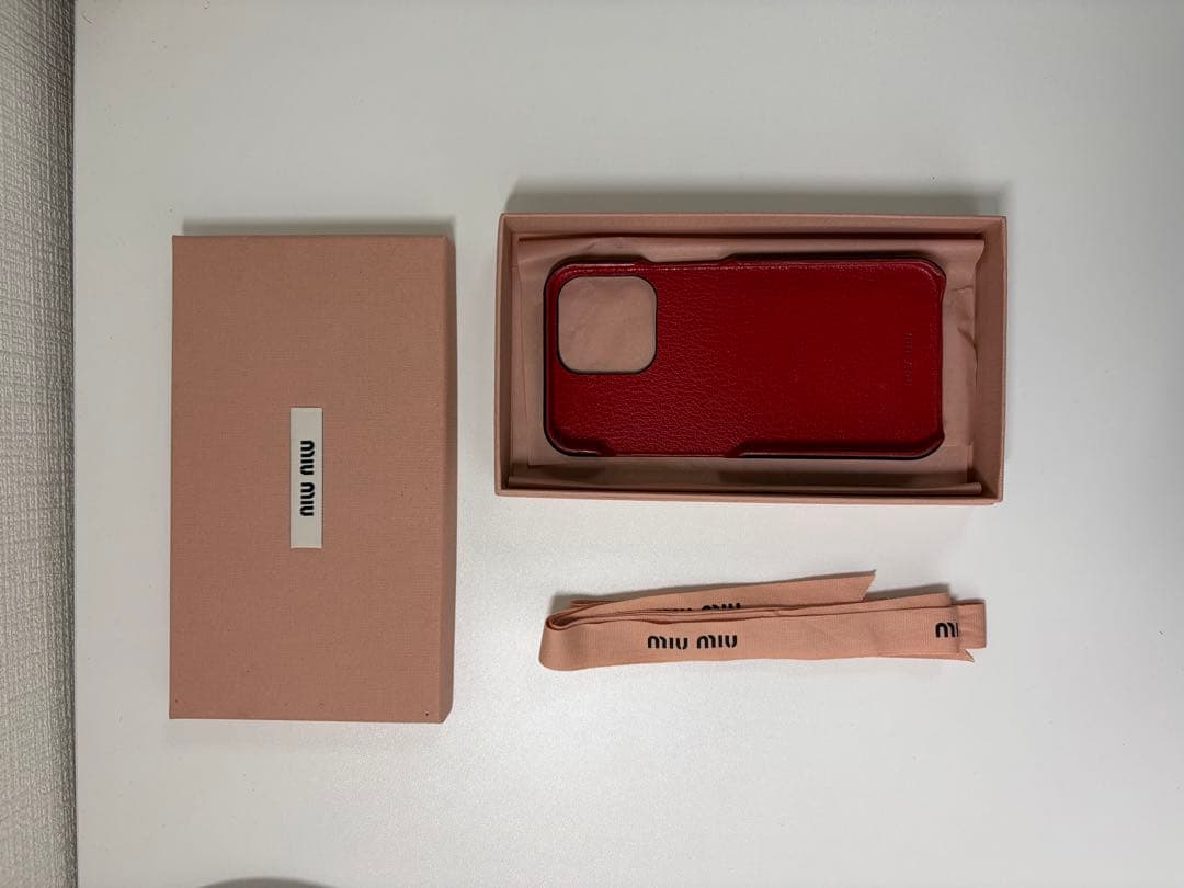 miu miu ブラックレザー iPhone13proケース