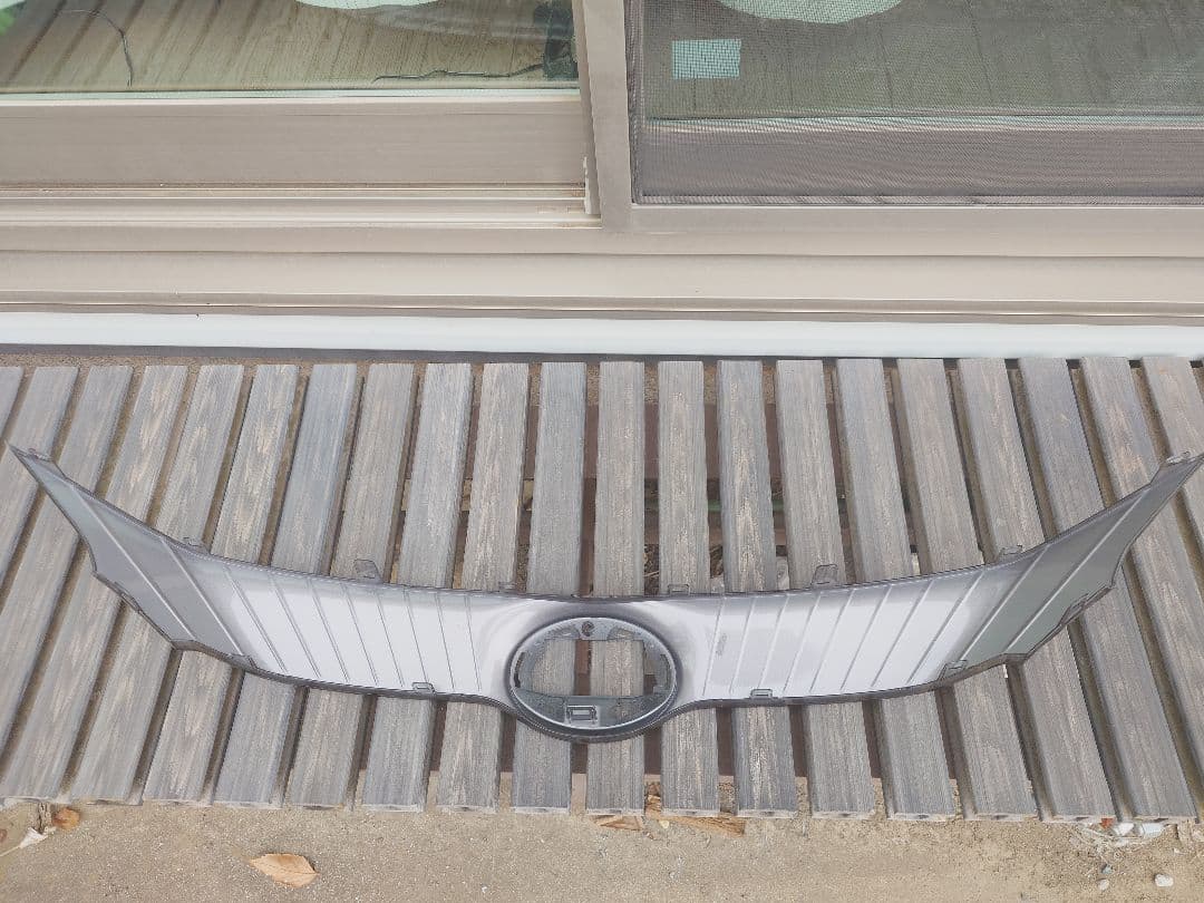 80ハリアー 純正グリル 新品