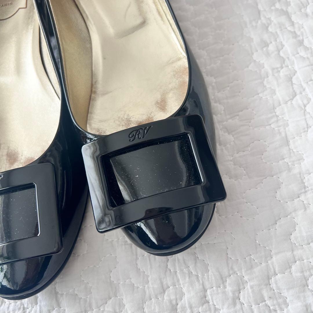 ロジェ ヴィヴィエ パテントレザー パンプス 38 ブラック バック