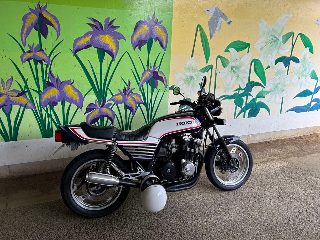 VERTEX CB750F RC04 マフラー　モナカ