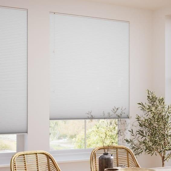 未使用　ハニカムシェード　ホワイト　149×92