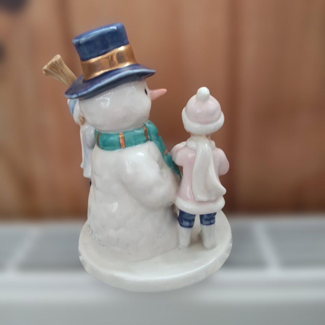 ロイヤルコペンハーゲン　クララとペーターと雪だるま　フィギュリン