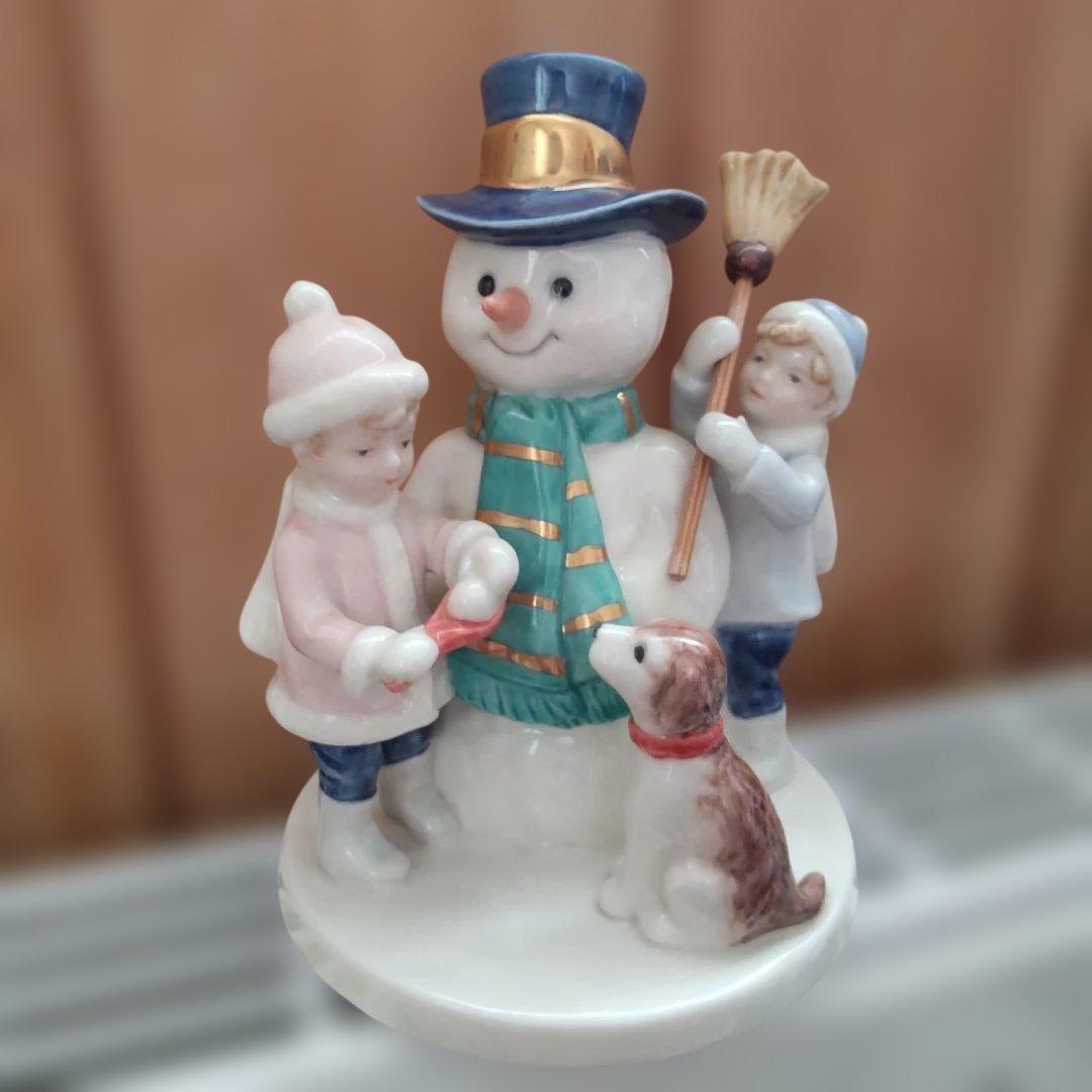 ロイヤルコペンハーゲン　クララとペーターと雪だるま　フィギュリン