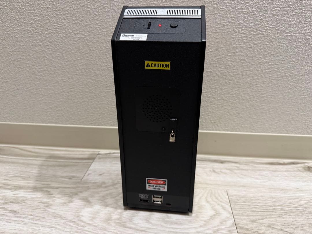 中古1/6スケールQ*bertレプリカミニアーケードゲーム機