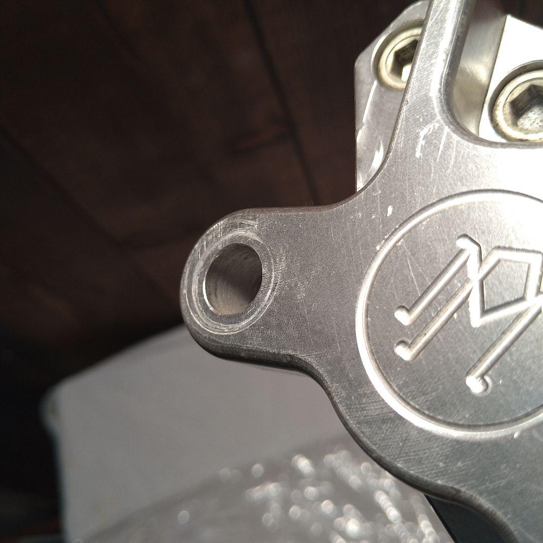 【中古品】パフォーマンスマシン　汎用ブレーキキャリパー