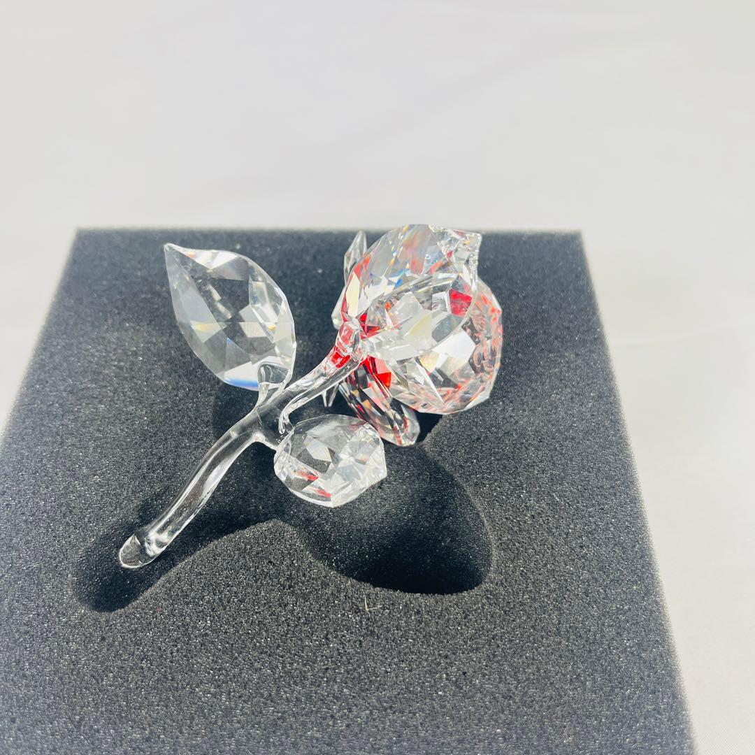 極美品 Swarovski スワロフスキー ブロッサミングローズ レッド 薔薇