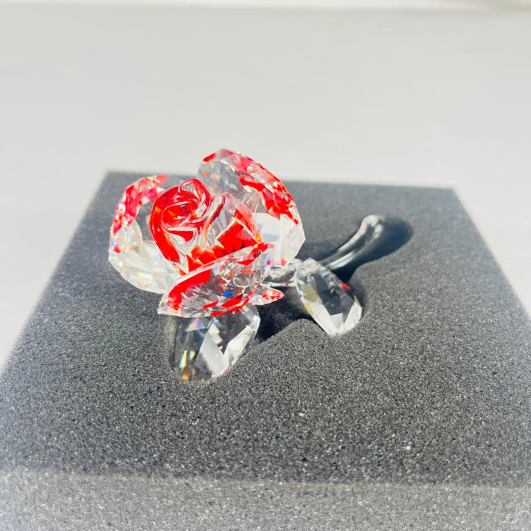 極美品 Swarovski スワロフスキー ブロッサミングローズ レッド 薔薇
