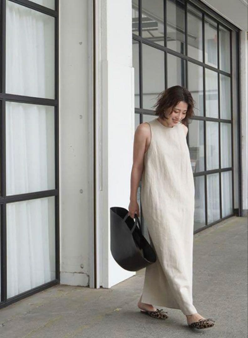 エトレトウキョウ　ETRE TOKYO リネン　バックツイスト　マキシワンピース