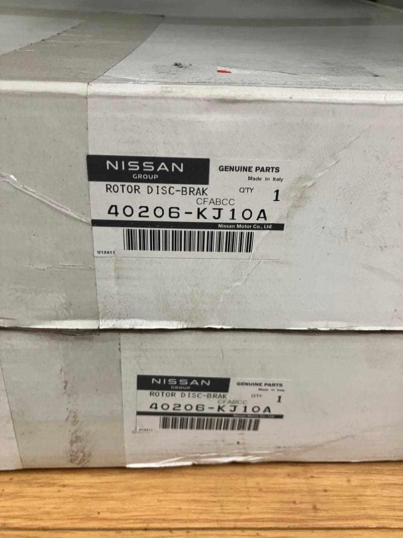 R35 純正フロントブレーキローター2枚