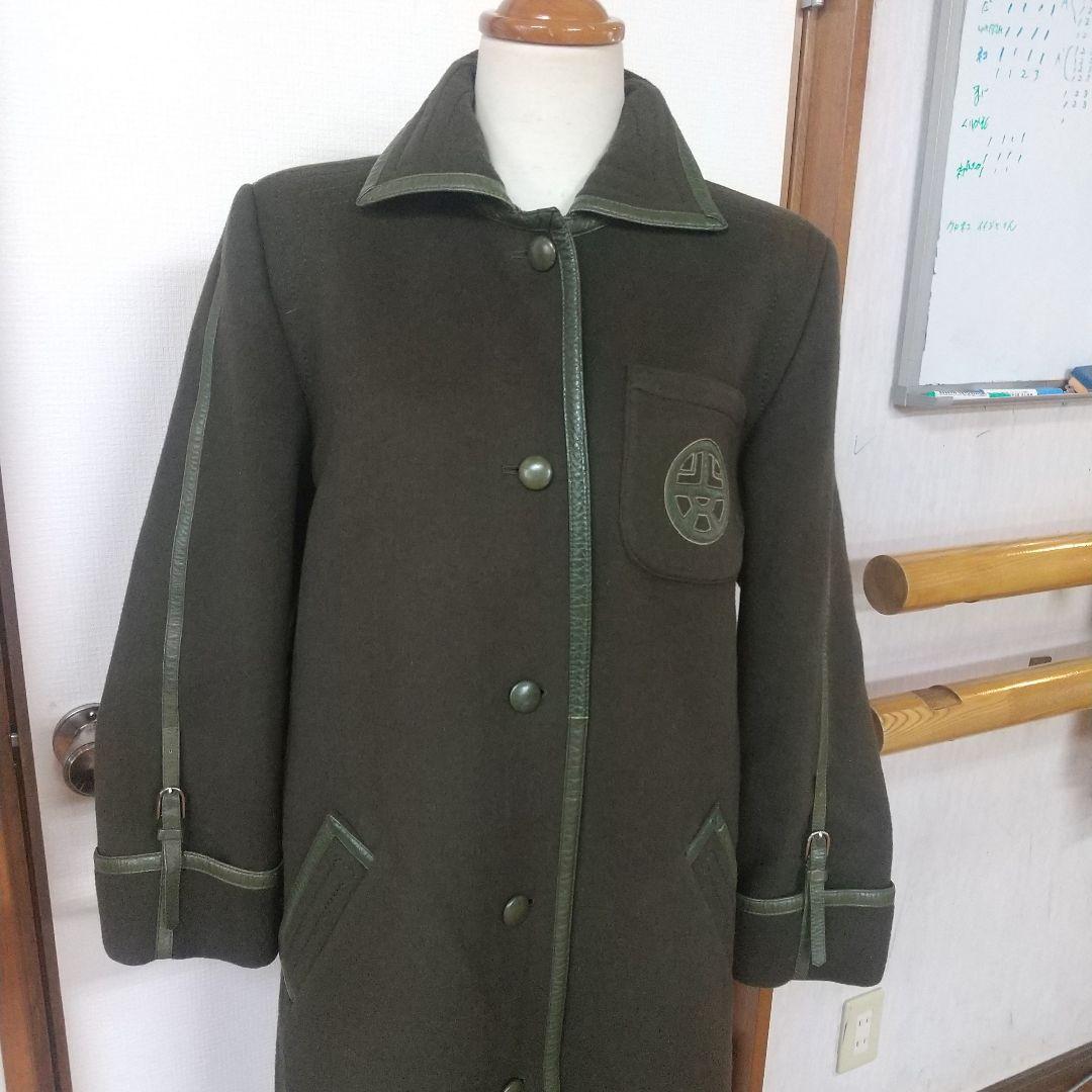 Louis Feraud グリーンウール ロングコート レザーパイピング 刺繍