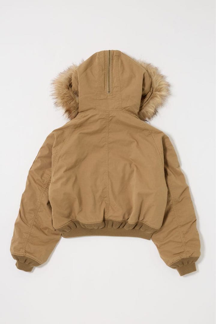 MOUSSY 即完売品　ファー付きベージュ　ブルゾン　MA-1